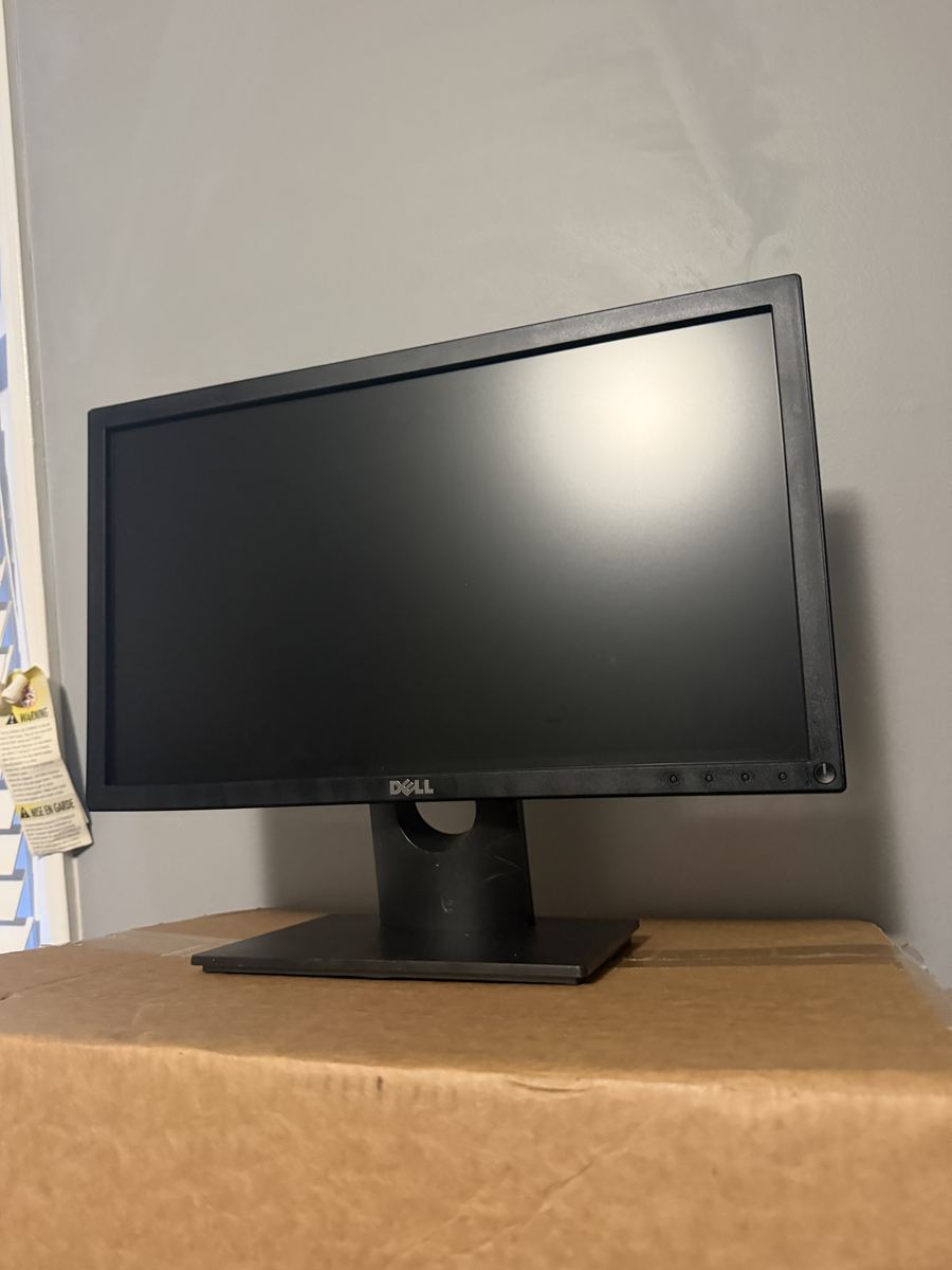 Refurbished business monitor, tested and ready